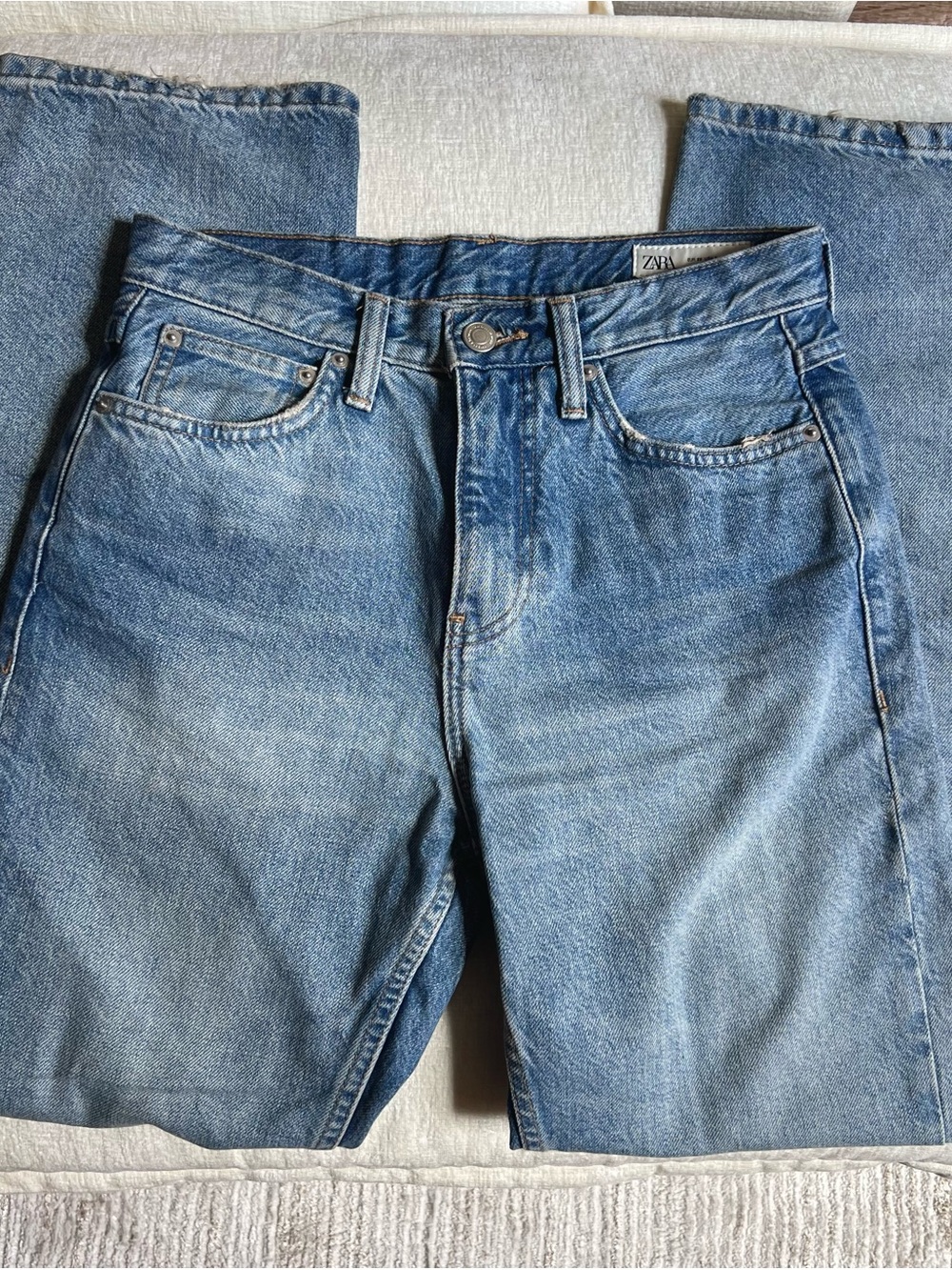 Zara Women’s Light Blue Relaxed Denim Jeans